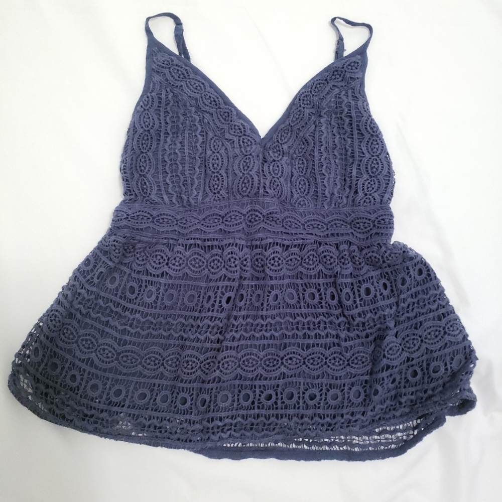 🔴sold🔴Abercrombie and Fitch peplum crochet tank top